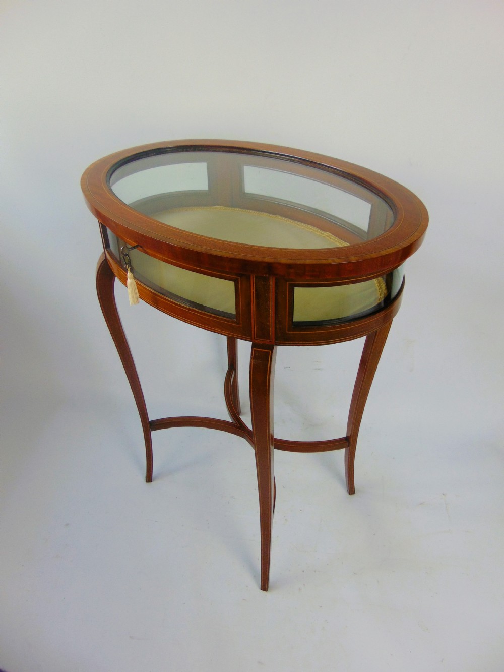 Mahogany Bijouterie Display table View II