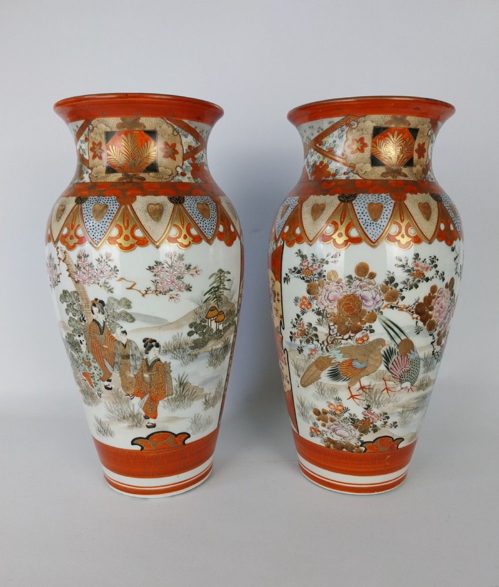 Pair of Japanese Porcelain Kutani vases  View VI
