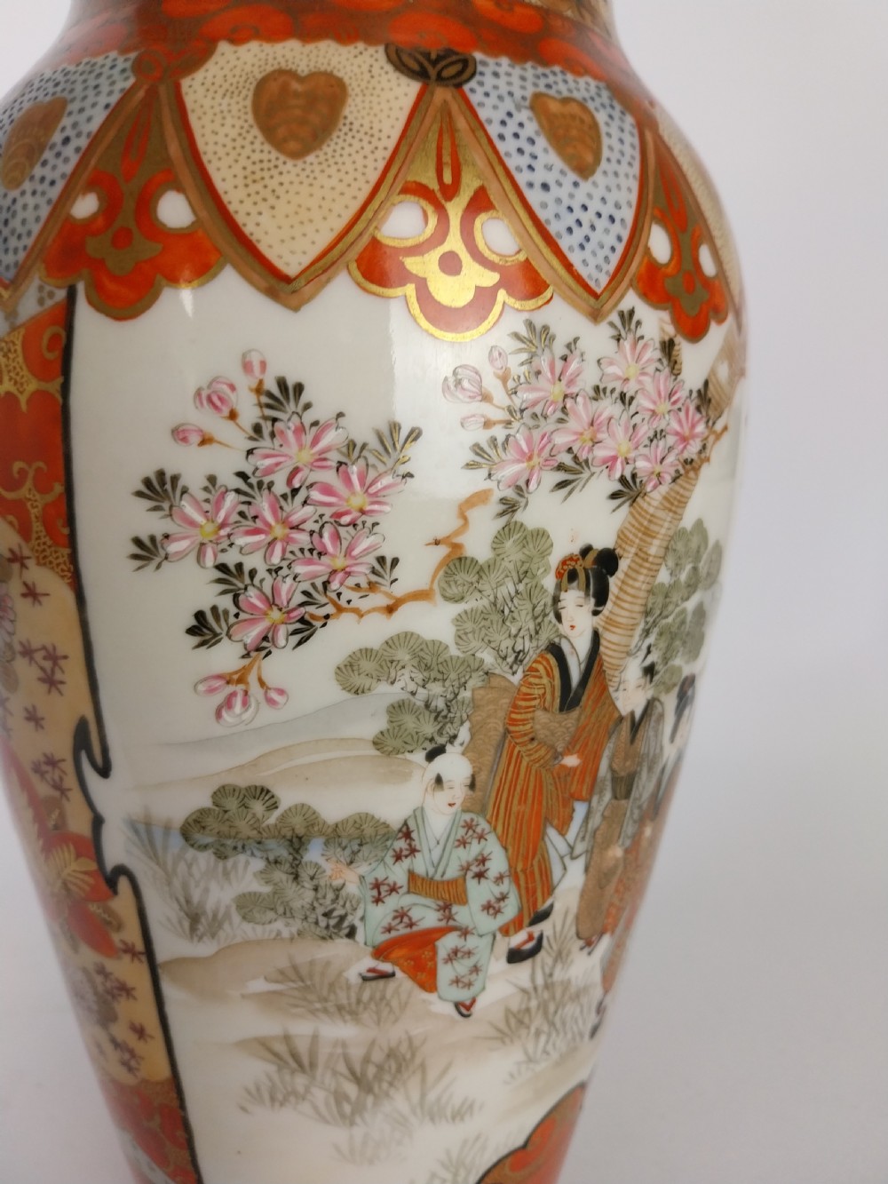 Pair of Japanese Porcelain Kutani vases  View X