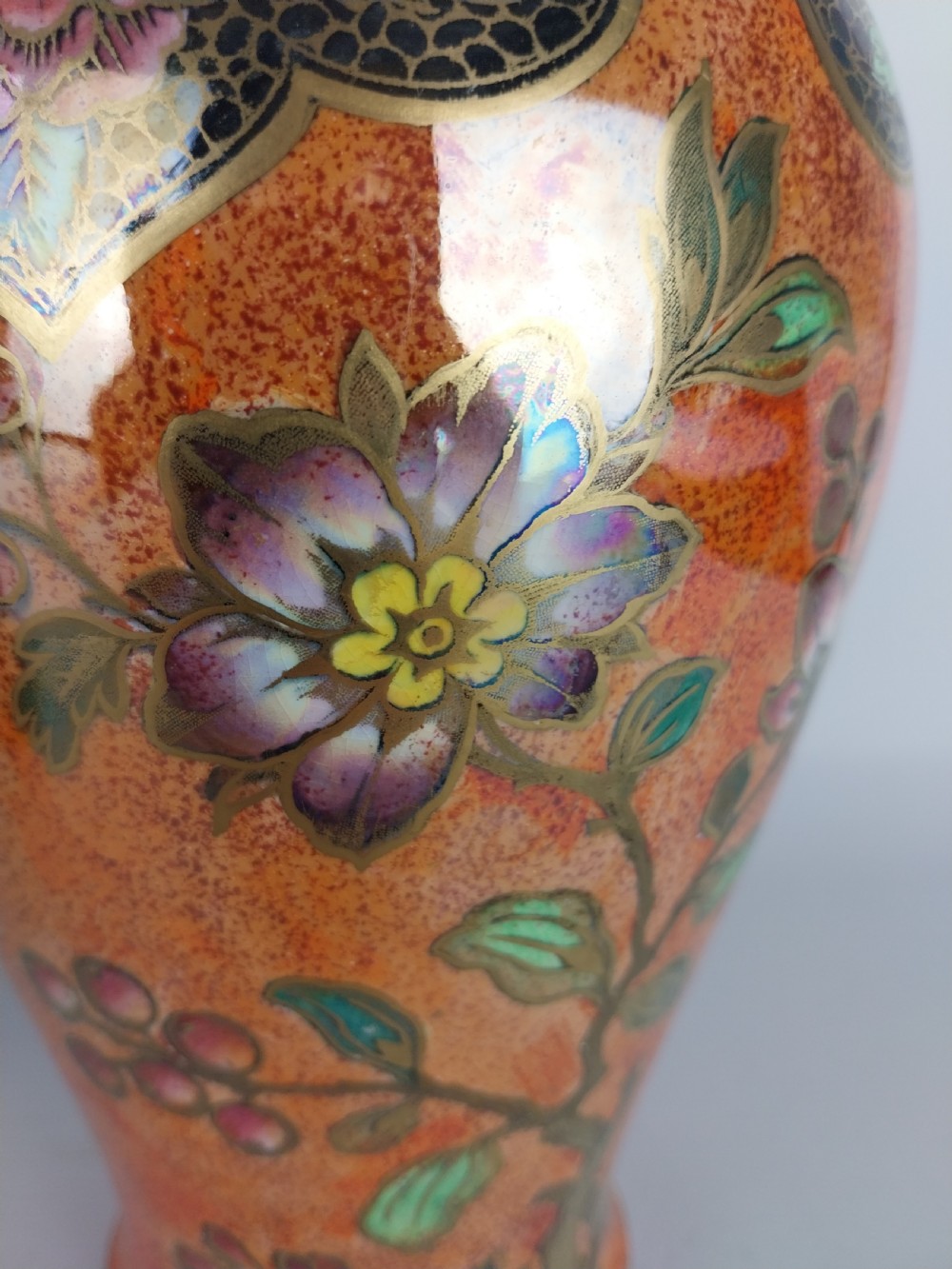 Pair of lustre vases View XIV