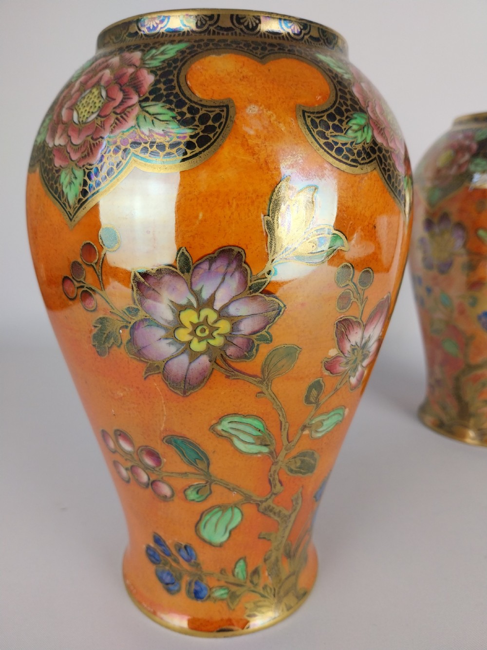Pair of lustre vases View XVII