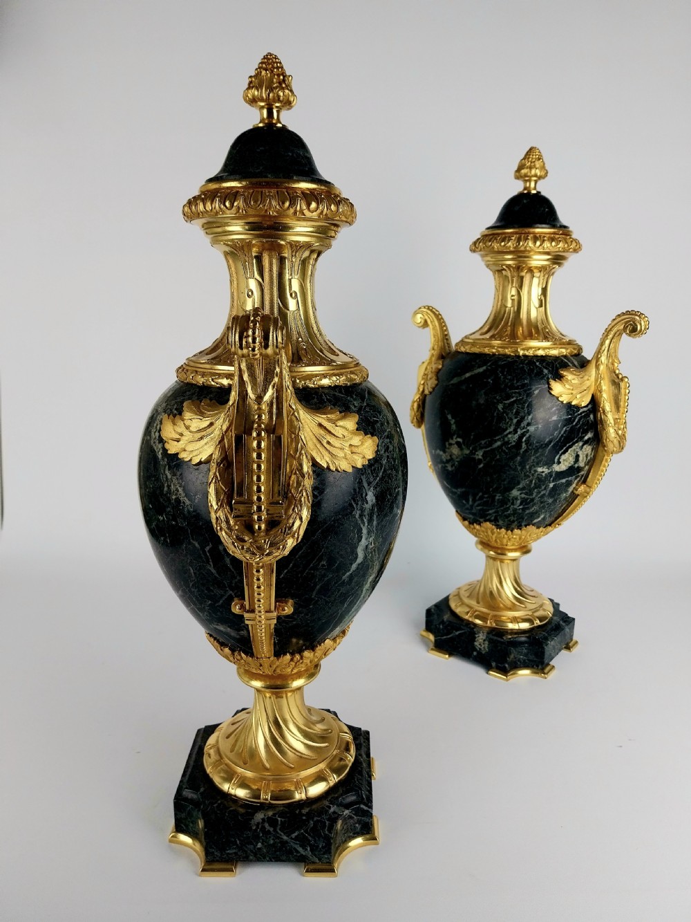 Elegant Pair of Antique Cassolettes Green Marble Urns with Gilt Bronze Mounts View X