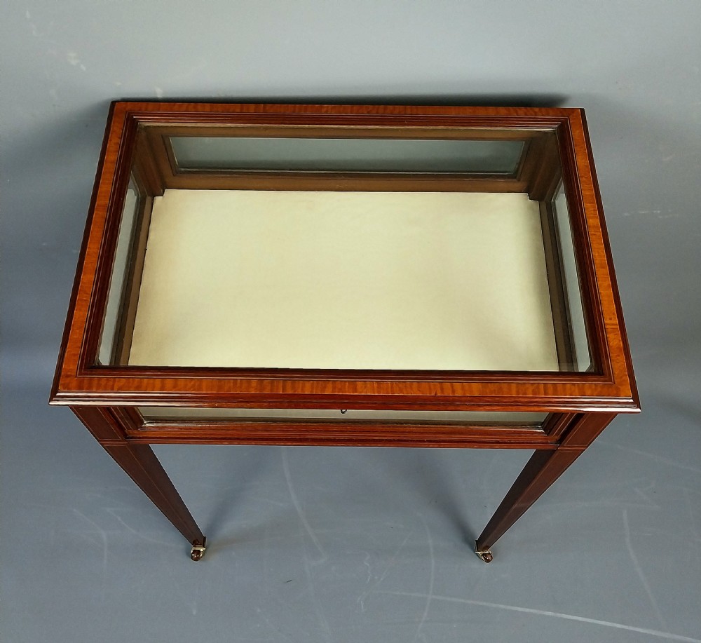 Mahogany Bijouterie Table View IV