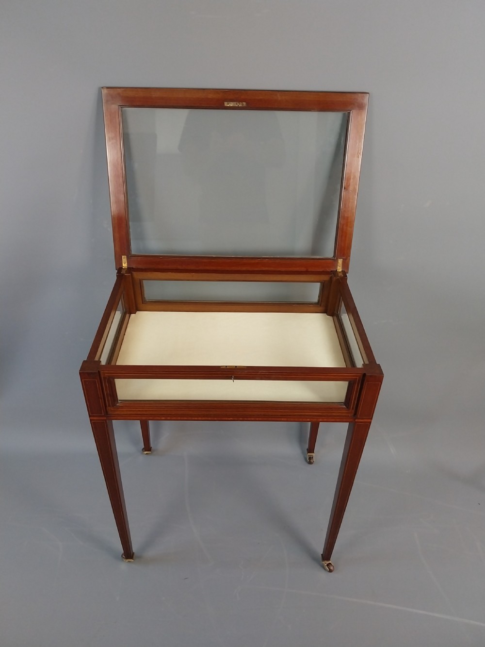 Mahogany Bijouterie Table View VII