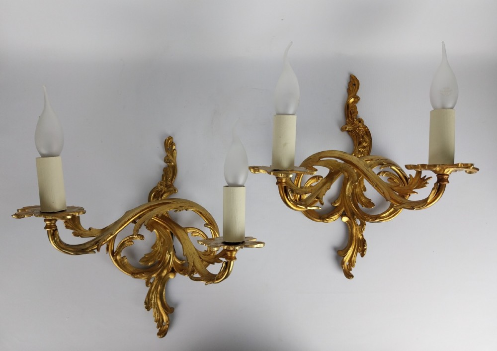 Pair of Gilt Bronze Wall lights  View II