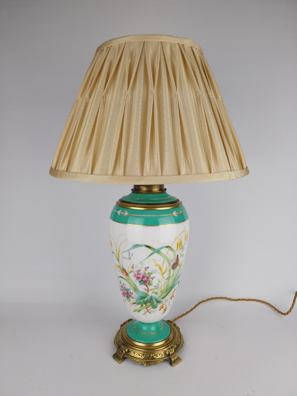 Victorian Porcelain Table Lamp  View XX
