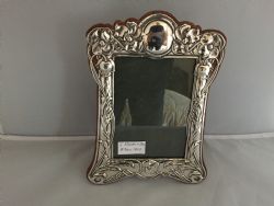ANTIQUE HALLMARKED SILVER PHOTOGRAPH FRAME