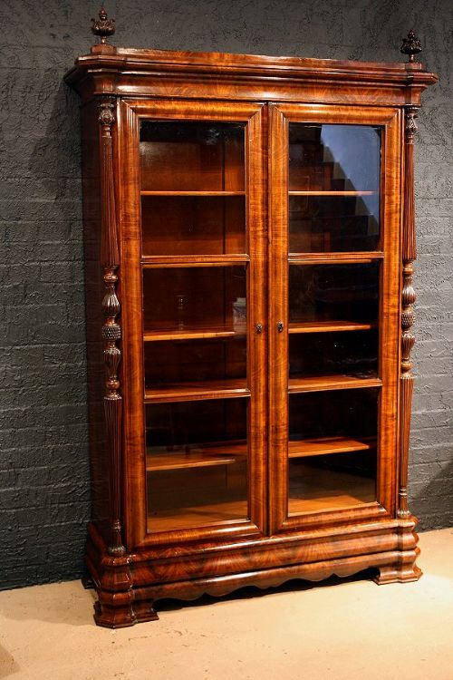 Quality Antique Mahogany Two Door Bookcase