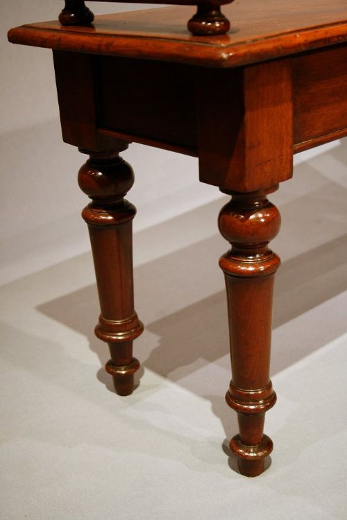 fig 6. Victorian Mahogany Window Seat