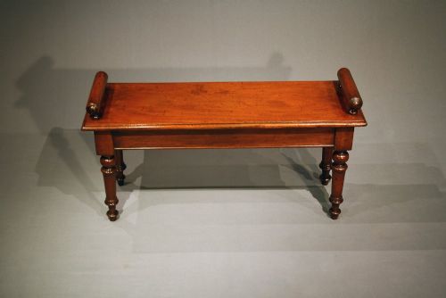 fig 9. Victorian Mahogany Window Seat
