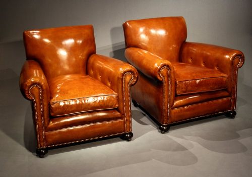 A Lovely Pair of Stylish Leather Club Chairs