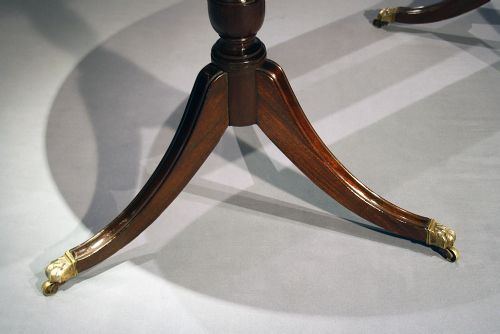 fig 5. Fine Quality Mahogany Dining Table 1900's