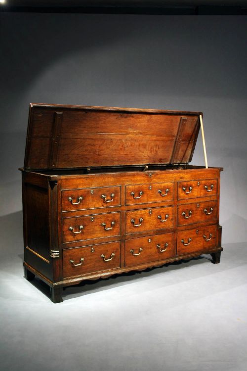 fig 8. Georgian Oak Lancashire Mule Chest