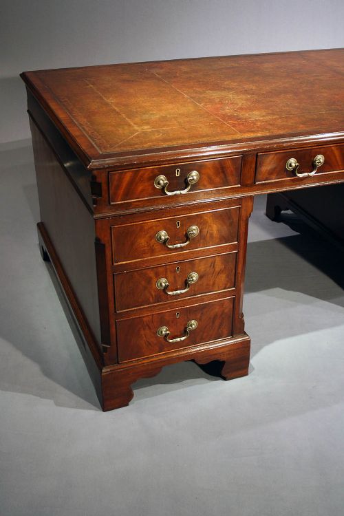 fig 4. Quality Antique Mahogany Partners Desk