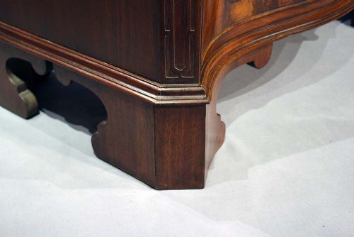 fig 9. Fine Quality Serpentine Chest of Drawers
