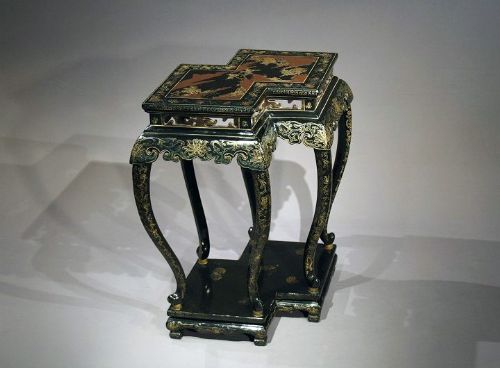 fig 2. Antique Oriental Double Stand