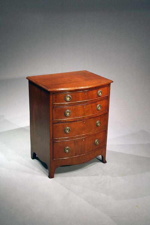 fig 2. Antique Mahogany Bow fronted chest of Drawers