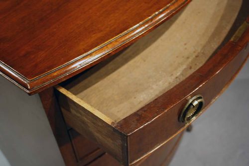fig 5. Antique Mahogany Bow fronted chest of Drawers