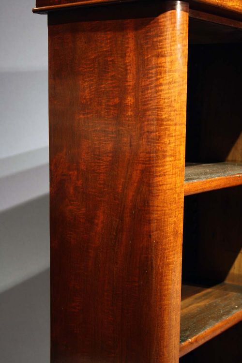 fig 3. Victorian Mahogany Breakfront Bookshelves