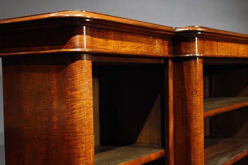 fig 5. Victorian Mahogany Breakfront Bookshelves