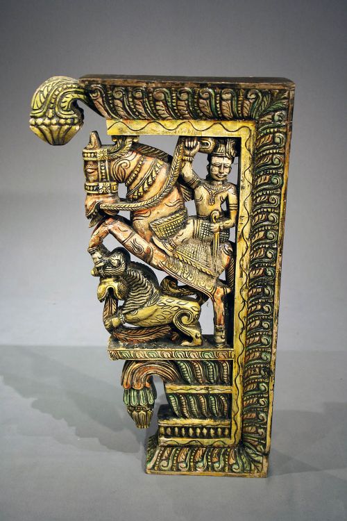 fig 5. Antique Indian Corner Bracket Carving