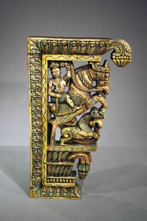 fig 7. Antique Indian Corner Bracket Carving