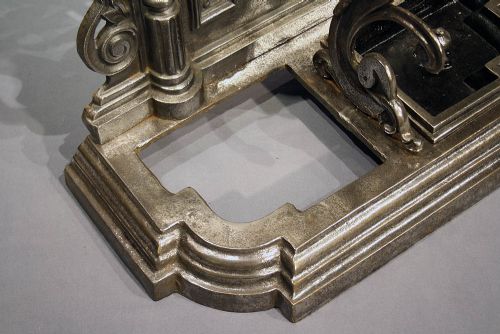 fig 5. A Quality Victorian Shaped Stick Stand