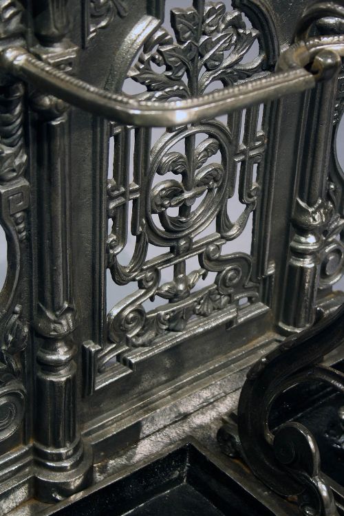 fig 7. A Quality Victorian Shaped Stick Stand