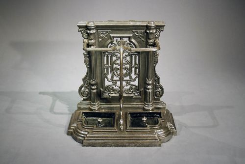 fig 9. A Quality Victorian Shaped Stick Stand