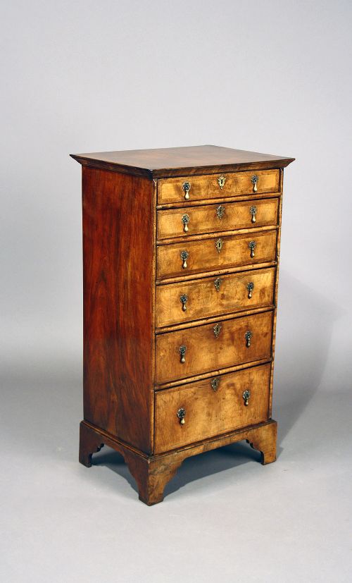 Quality Antique Walnut Chest of Drawers