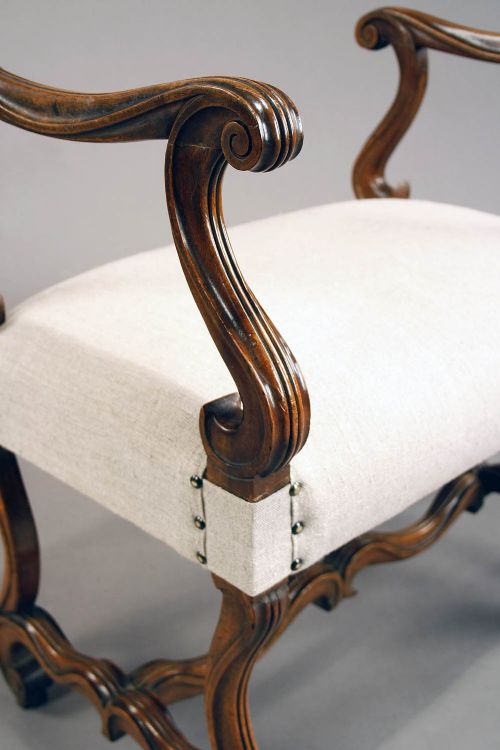fig 3. Good Quality French Walnut Window Seat