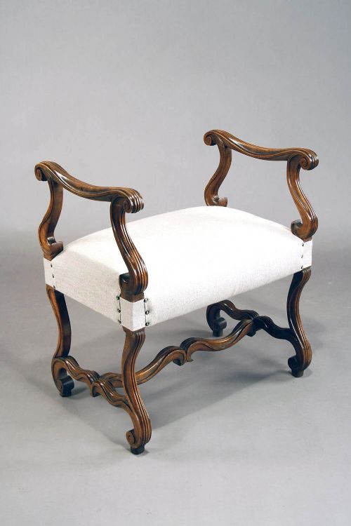 fig 6. Good Quality French Walnut Window Seat