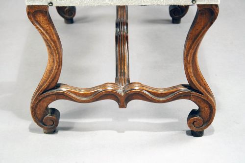 fig 9. Good Quality French Walnut Window Seat
