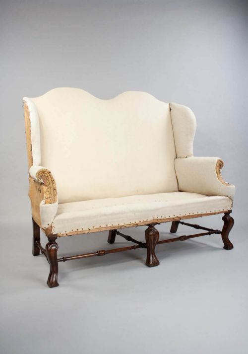 Howard and Sons Country Sofa Camel Back