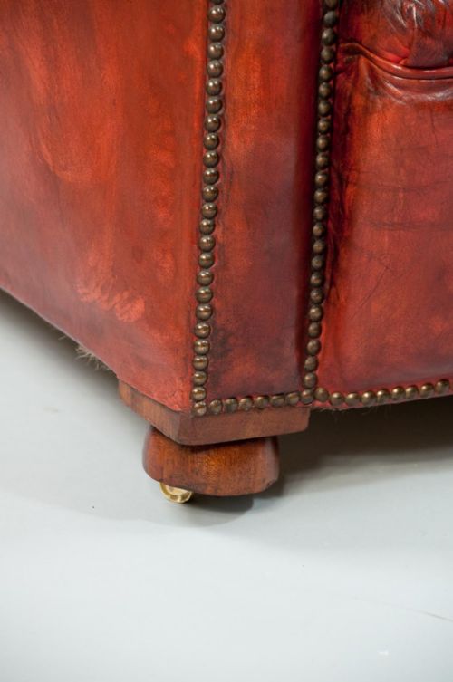 fig 5. Late 19th Century Leather Chesterfield