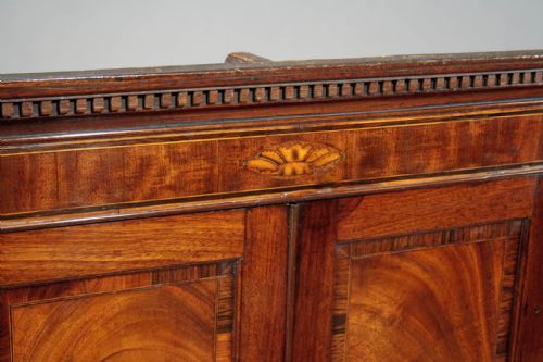 fig 3. Fine Quality George III Corner Cupboard