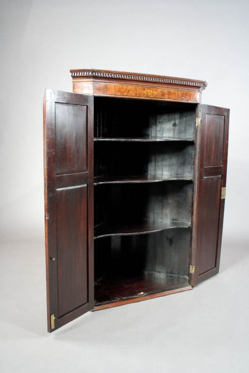 fig 6. Fine Quality George III Corner Cupboard
