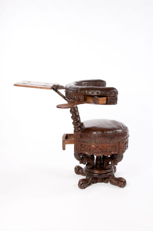 fig 6. Rare 19th Century Oak Cock Fighting Chair