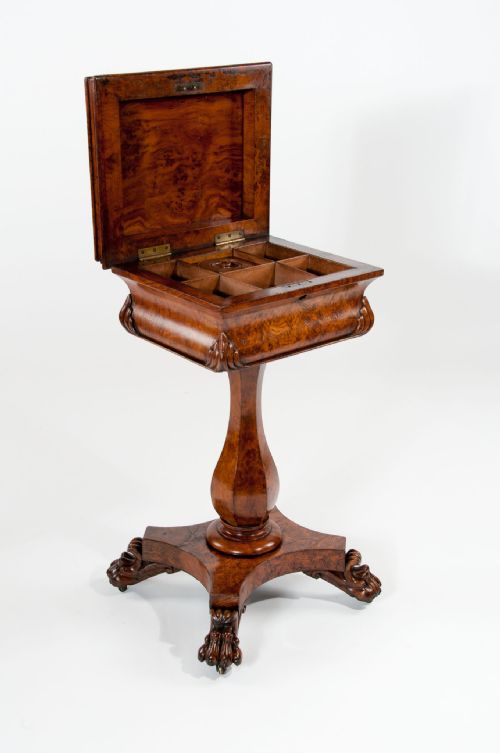 fig 7. A Fine Regency Pollard Oak Teapoy