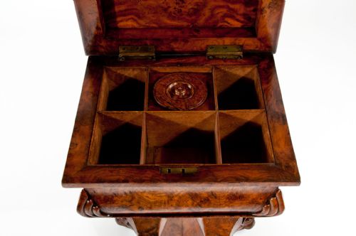 fig 8. A Fine Regency Pollard Oak Teapoy