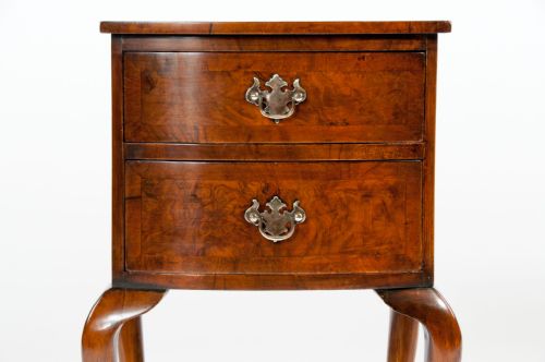 fig 10. Quality Pair of Burr Walnut Bedside Chests