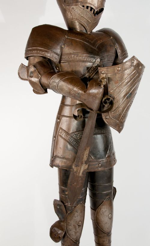 fig 4. Delightful Life-sized Knight In Suit Of Armour