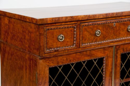 fig 1. QUALITY ANTIQUE REGENCY MAHOGANY SIDE CABINET