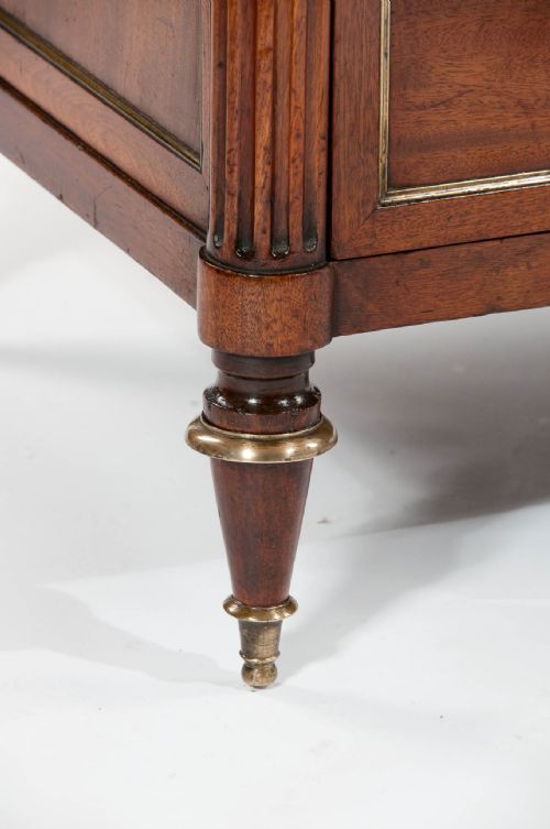 fig 5. Fine 18th Century Mahogany Directoire Commode
