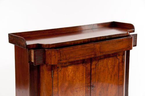 fig 4. Quality Regency Cabinet Having A Wonderful Colour