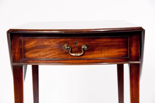 fig 10. Quality Georgian Oval Pembroke Wonderful Colour