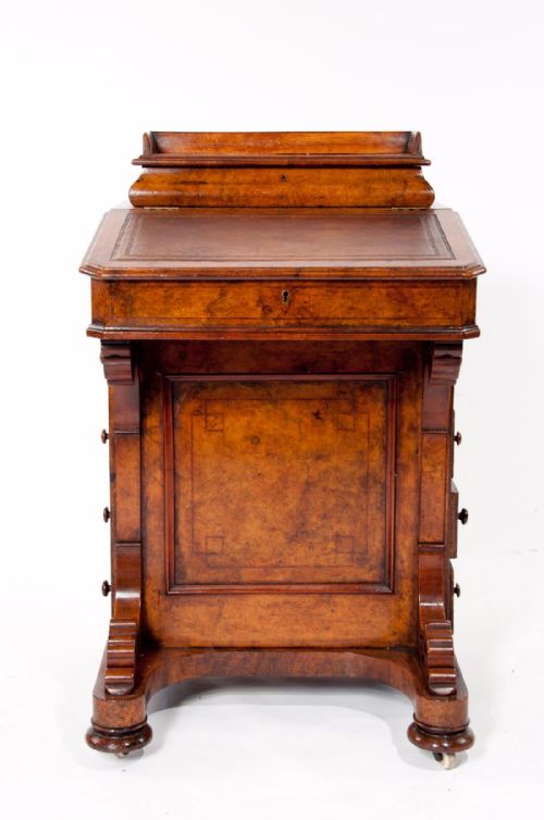 fig 5. A Wonderful Victorian Burr Walnut Davenport 