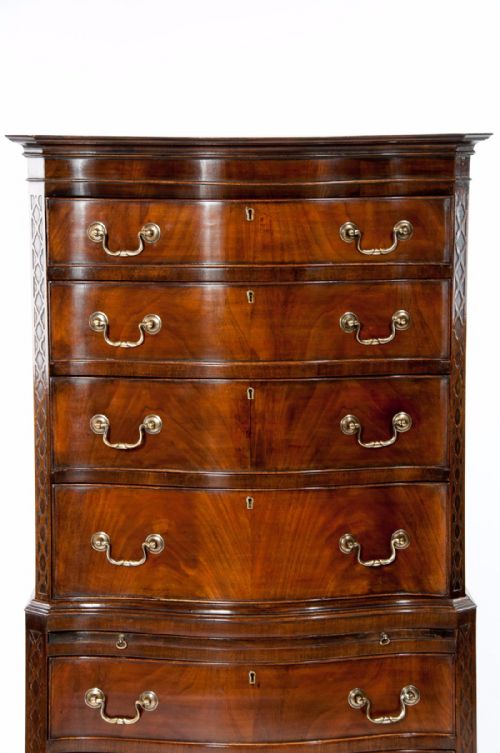 fig 3. Quality Serpentine Mahogany Chest On Chest