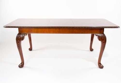 fig 9. A Quality Burr Walnut Extending Dining Table