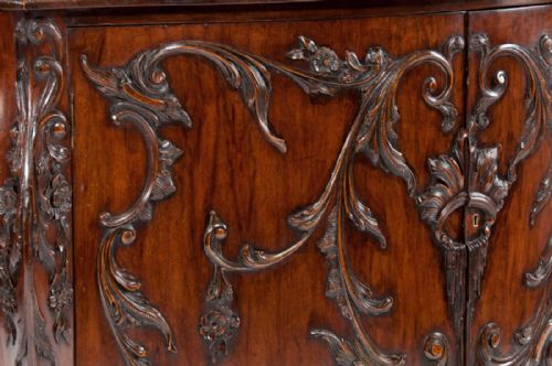 fig 3. EXQUISITE 19TH CENTURY CARVED BOMBE CABINET